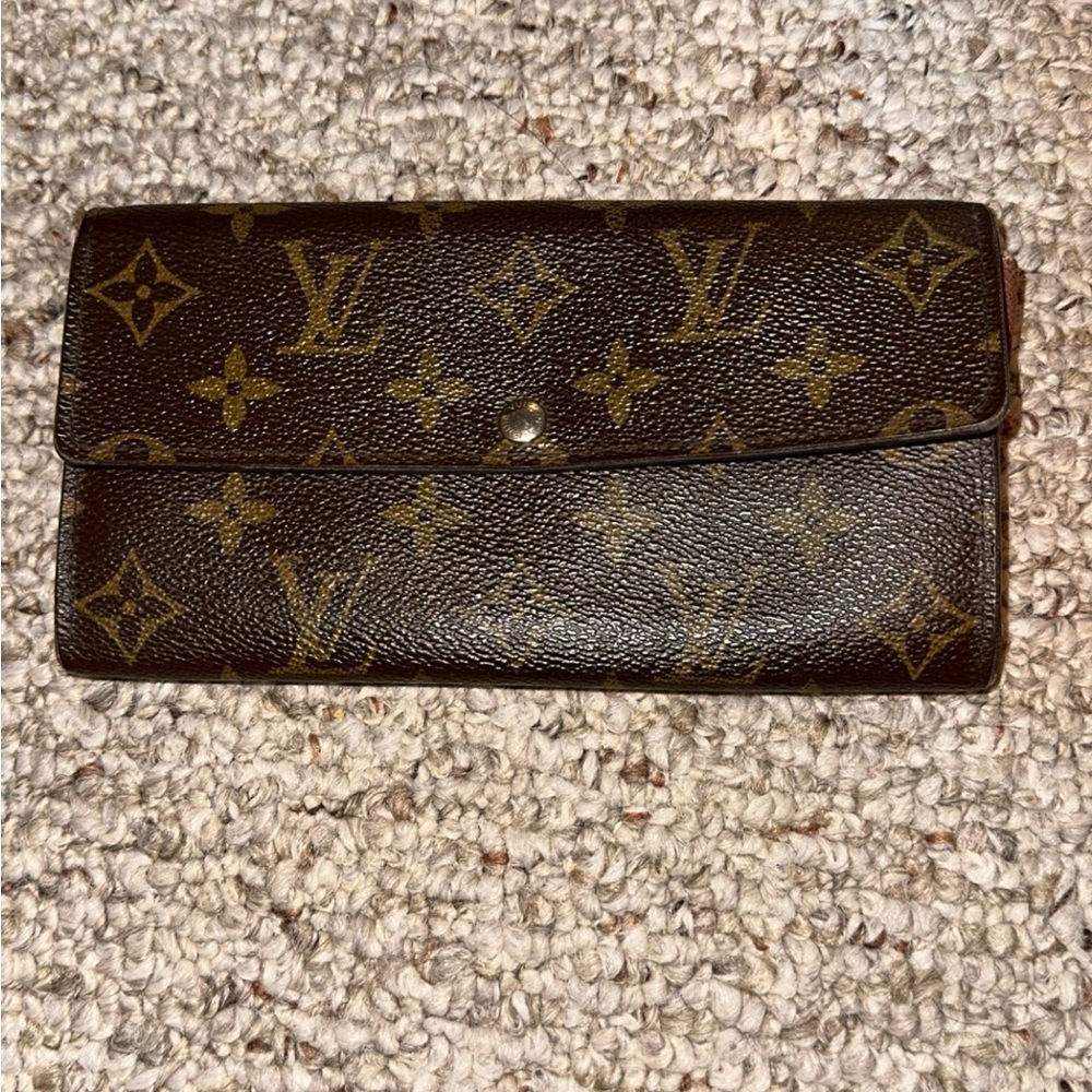 Authentic Louis Vuitton wallet